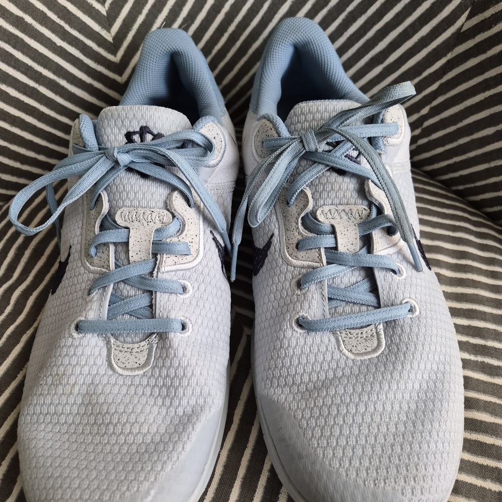 Nike Men's Flex Experience Run 11 Athletic Shoes - Picture 2 of 5